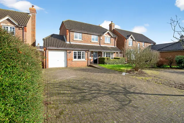 The Avenue, Biggleswade, SG18, photo 1