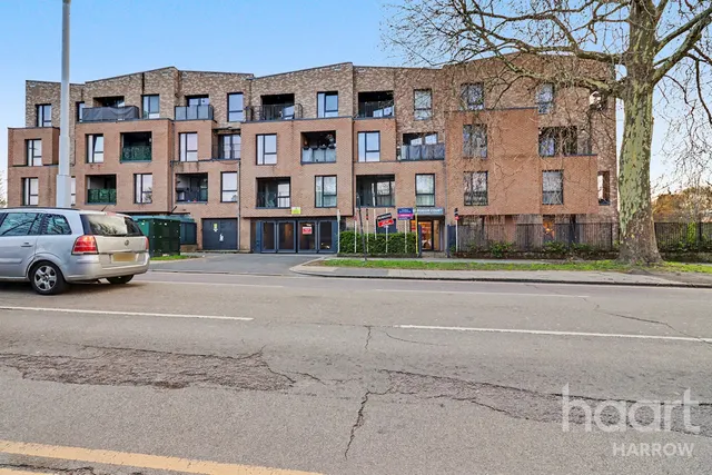 Alexandra Avenue, Rayners Lane, HA2, photo 1