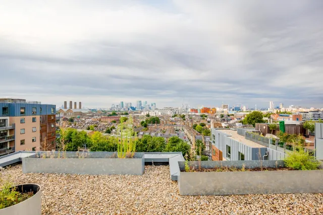 Photo 3 — Seren Park Gardens, SE3