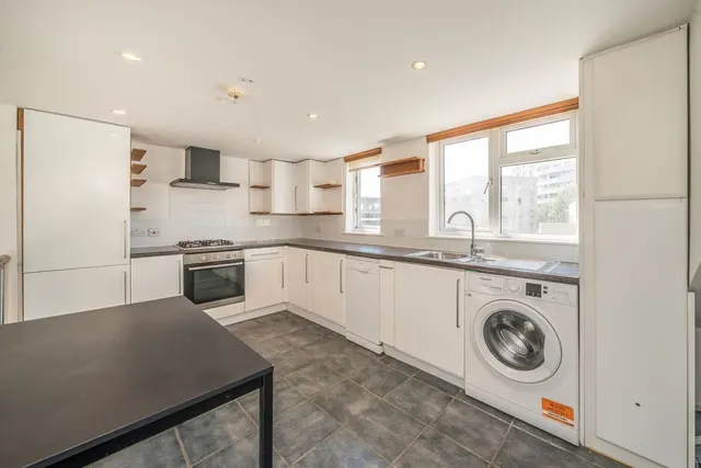 Berrymead Gardens, W3, photo 2