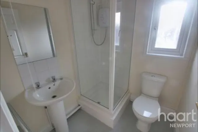 Conway Road, Newport, NP19, photo 3
