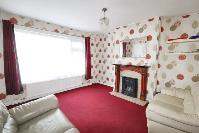 Rochdale Avenue, Calne, SN11, photo 3