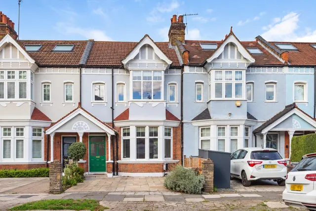 Grantham Road, London, W4, photo 1