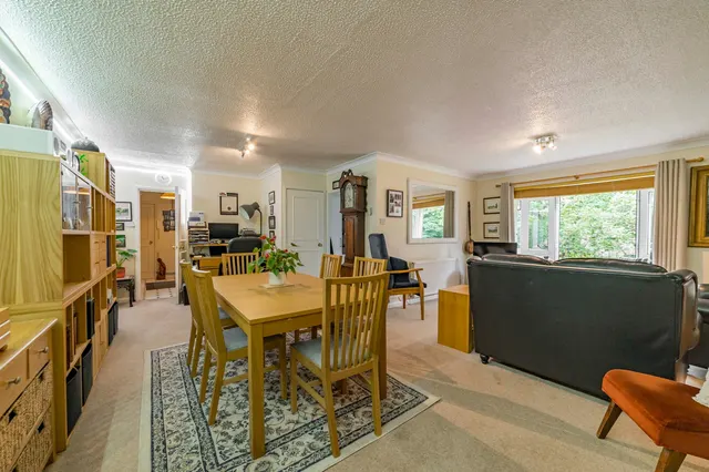 Oxford Place, Victoria Park, M14, photo 1