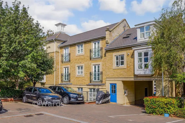 Kingfisher Drive, Waterstone Park, DA9, photo 1