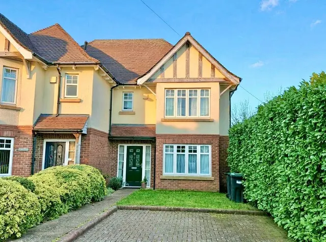 Broadshard Lane, BH24, photo 1