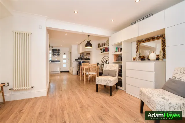 Friern Park, North Finchley, N12, photo 3