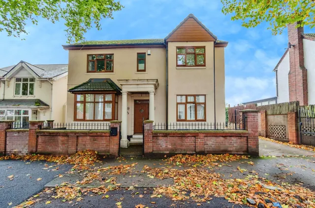 Somerford Place, Willenhall, WV13, photo 1