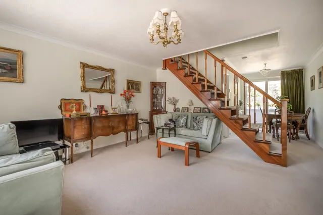 Photo 2 — Strawberry Hill Close, Twickenham, TW1
