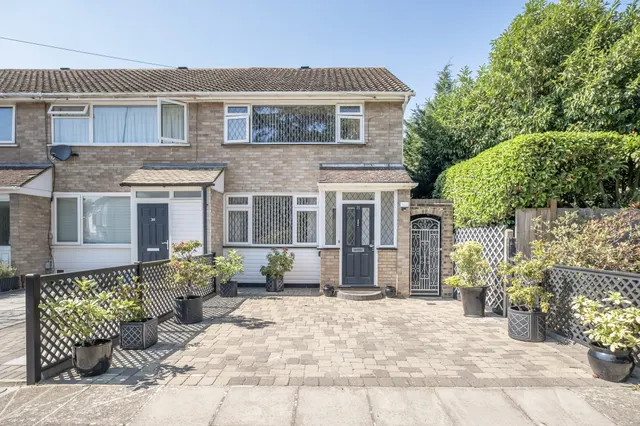 Strawberry Hill Close, Twickenham, TW1, photo 1