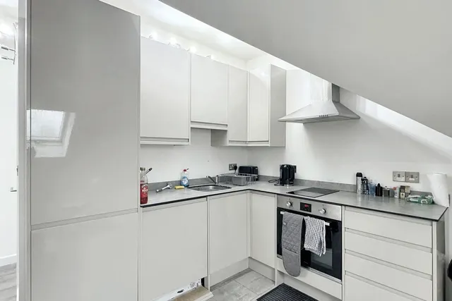 Drum Lane, Ashford, TN23, photo 2