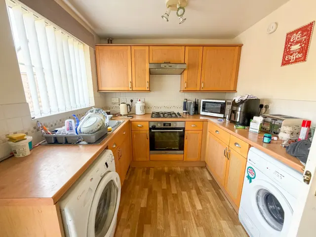Damson Road, Locking Castle, BS22, photo 3