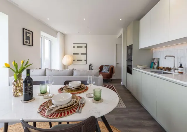 Claremont Road, London, NW2, photo 1