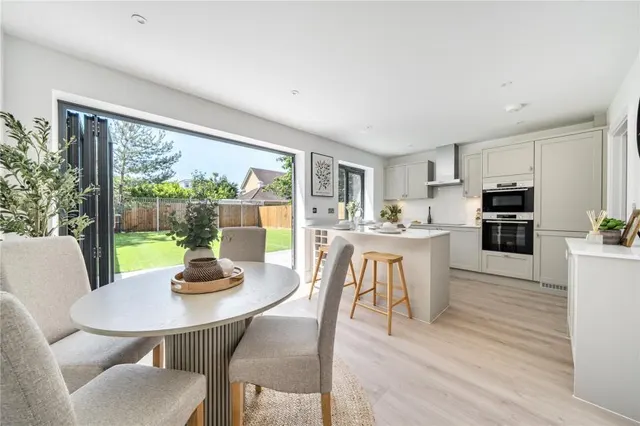 Poppy Lane, Deepcut, GU16, photo 1