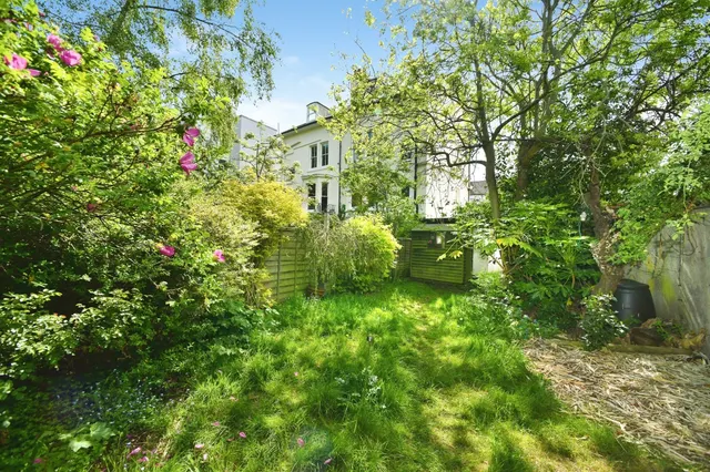 Photo 2 — Springfield Road, Brighton