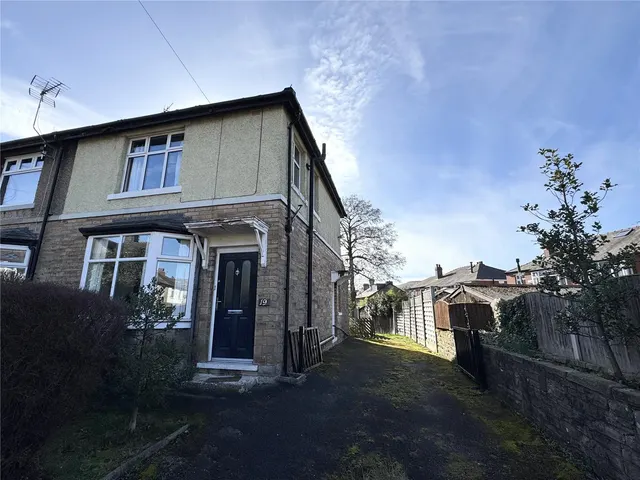 Spire Hollin, Glossop, SK13, photo 1