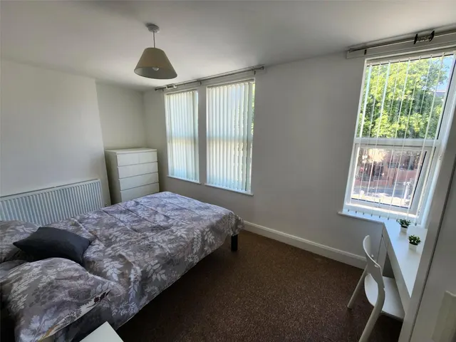 Colwick Road, Nottingham, NG2, photo 1