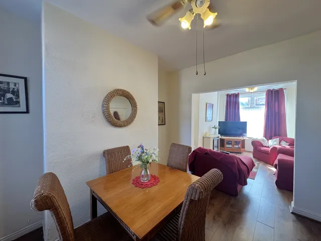 King Edward Street, Levenshulme, M19, photo 2