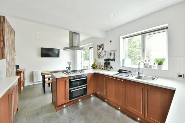 Photo 3 — Woodstock Road, Woodley, Stockport, Greater Manchester, SK6