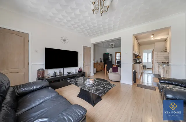 Photo 2 — Hainault Road, Romford, RM5 3AP