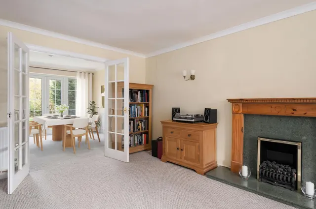 Photo 3 — Manor Place, Newbury, RG14