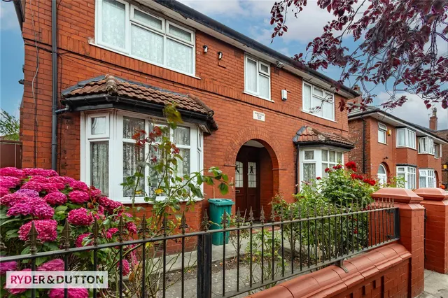 Worsley Avenue, Moston, M40, photo 1