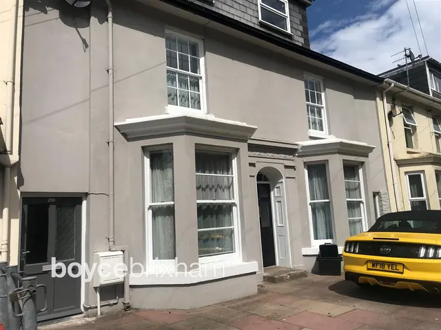 New Road, Brixham, photo 1