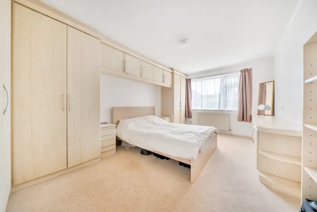 Photo 2 — Oaklands Road, Bromley, BR1