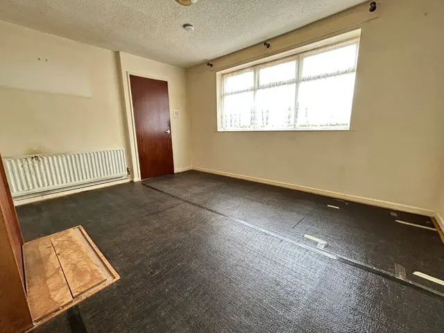 Photo 2 — Marriott Road, Bedworth, Warwickshire, CV12