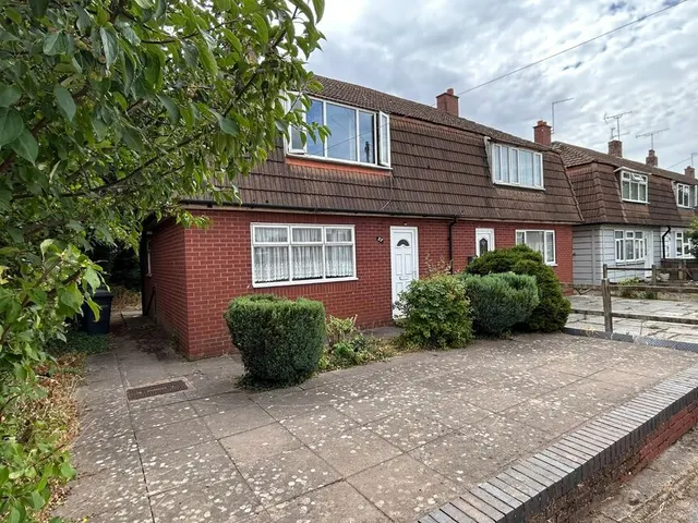 Marriott Road, Bedworth, Warwickshire, CV12, photo 1