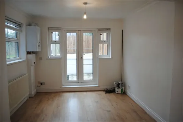 Photo 3 — Wynell Road, forest hill, SE23 2LN