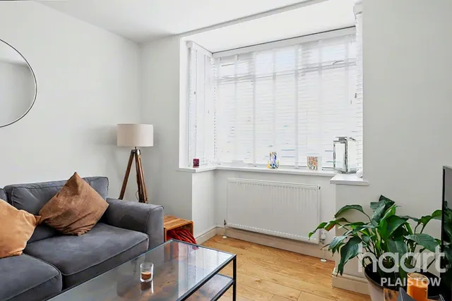 Adine Road, Plaistow, E13, photo 2