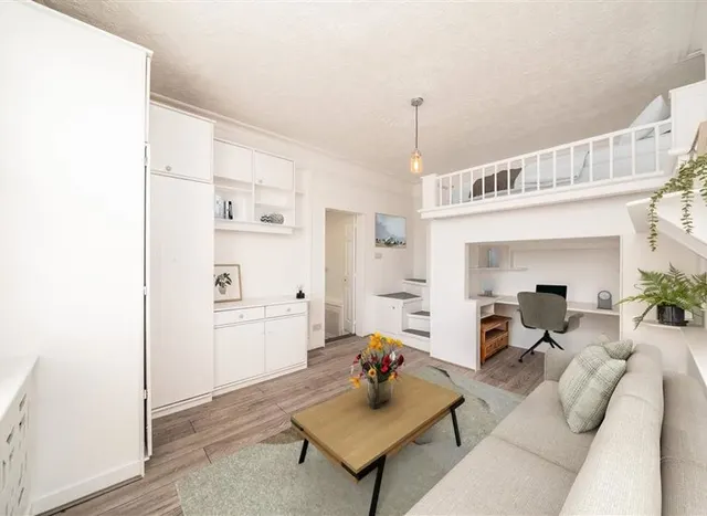 Photo 2 — Claremont Road, Cricklewood, NW2