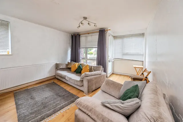 Ullswater Close, Worcester, photo 1
