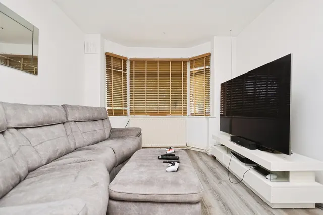 Kingshurst Road, Birmingham, B31, photo 3