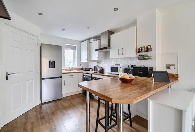 Citrine Place, Bishops Cleeve, GL52, photo 3