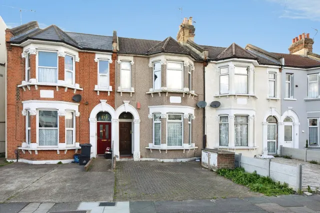 Balfour Road, Ilford, IG1, photo 1