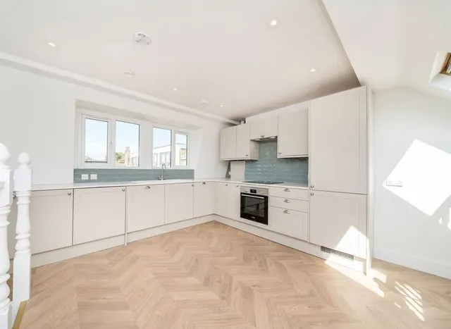 Bronsart Road, Fulham, SW6, photo 3