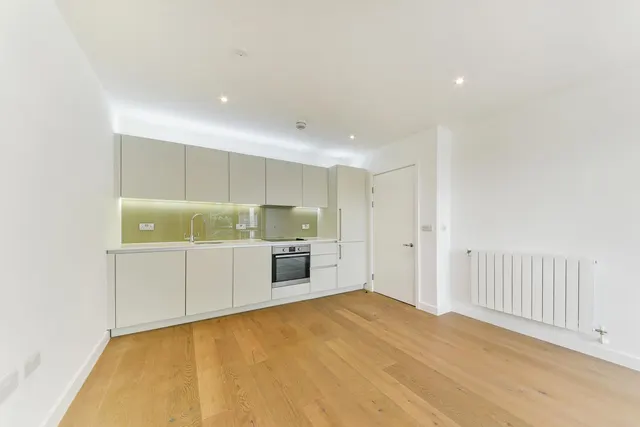 Wallace Court, Kidbrooke Village, SE3, photo 2