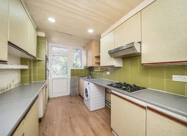 Photo 3 — Springfield Avenue, West Wimbledon, SW20