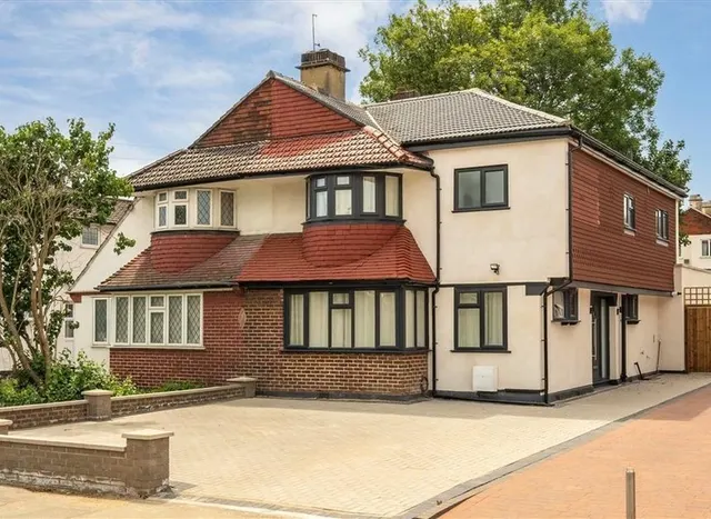 Burnt Ash Hill, Lee, SE12, photo 1