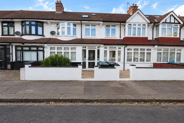 Warlingham Road, Thornton Heath, CR7, photo 1