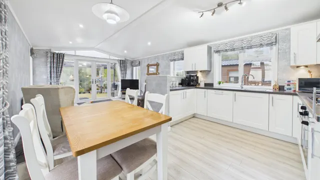 Barholm Rd, Tallington Lakes, PE9, photo 3