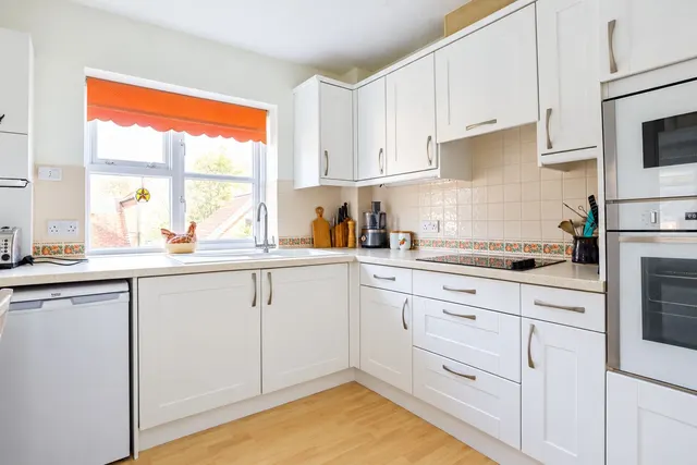 Sun Lane, Harpenden, AL5, photo 3