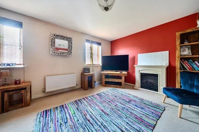 Otter Row, Swindon, SN3, photo 2
