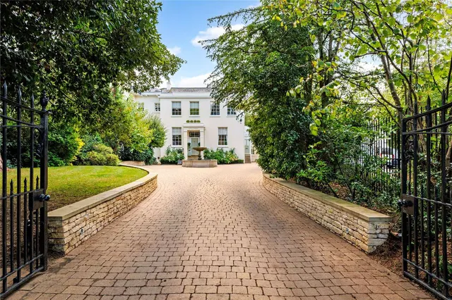 The Park, Cheltenham, Gloucestershire, GL50 2SA, photo 1