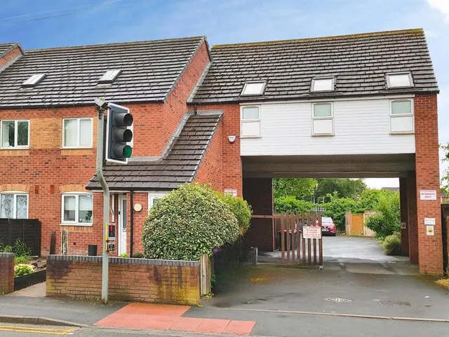 Watling Street, Wellington, TF1, photo 1