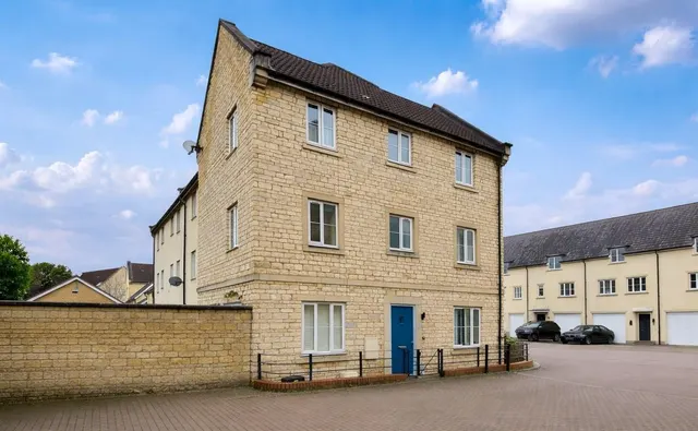 Garston Mead, Frome, Somerset BA11 1GE, photo 1