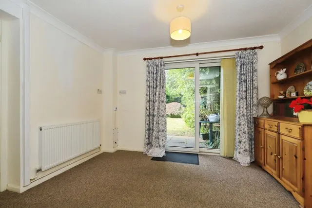 Photo 3 — Egelwin Close, Perton Wolverhampton, Staffordshire, WV6