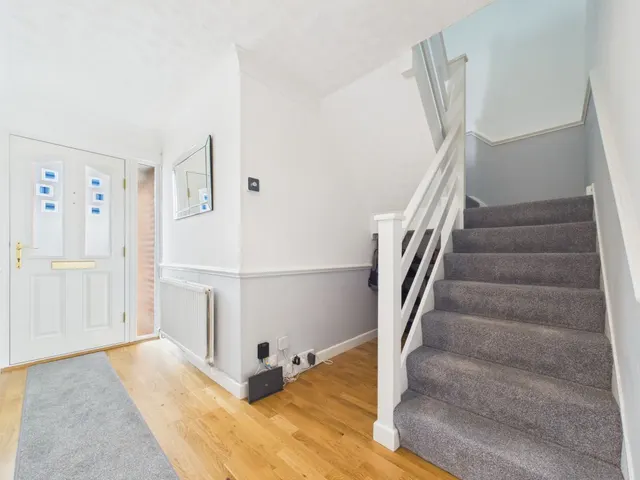 Chapel Hill, Tilehurst, RG31, photo 2